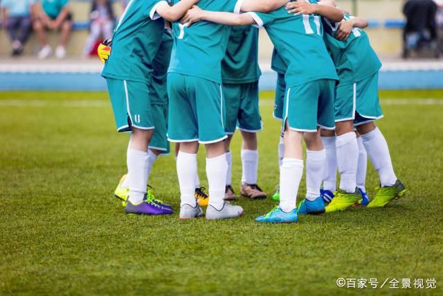 重申国家队标准，培养年轻球员不应降低要求